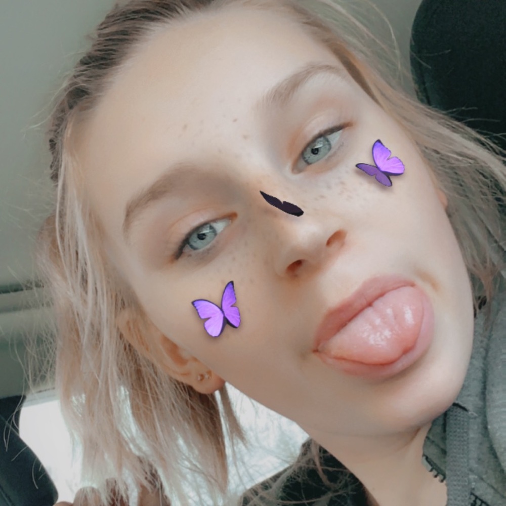 Meet your Posher, Abby